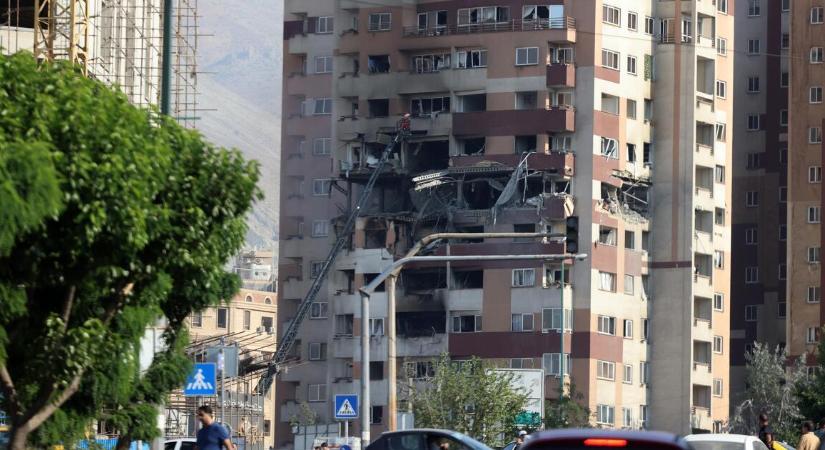 Vasárnapra virradó éjszaka is záporoztak a rakéták Izrael és Irán között
