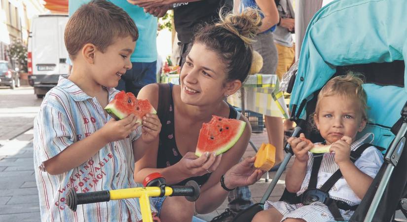 Mindent a dinnyéről: Így ellenőrizd az érettséget és a frissességet a piacon