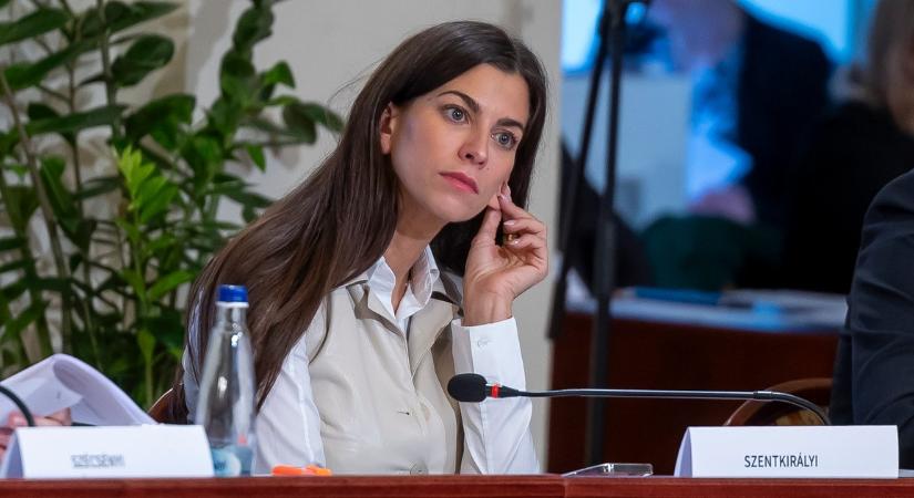 „Engem te nem fogsz elűzni!” – Szentkirályi Alexandra visszaszólt Magyar Péternek