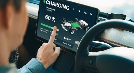 Fejlesztési kényszer, lyukra futás, visszaszorulás: óriási kihívásokról vallottak az elektromosautó-iparba bekapcsolódni akaró magyar beszállítók