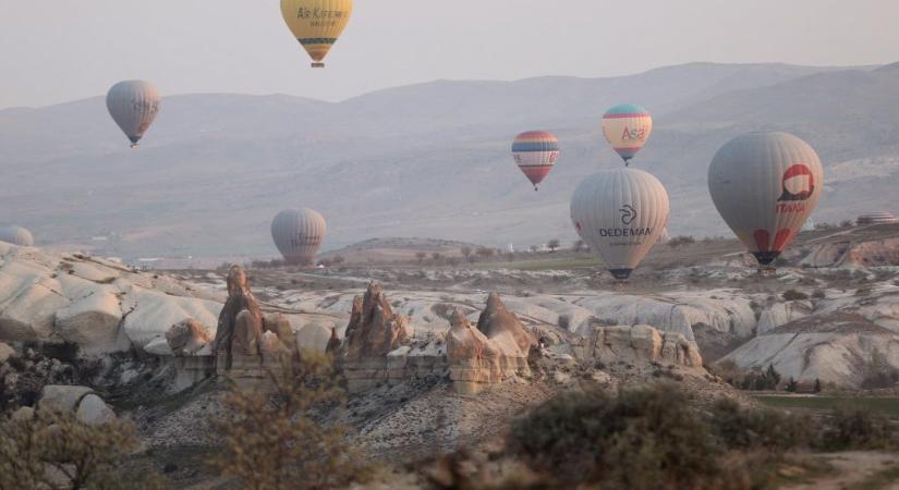 Agyonnyomta pilótáját egy megbokrosodott hőlégballon Törökországban