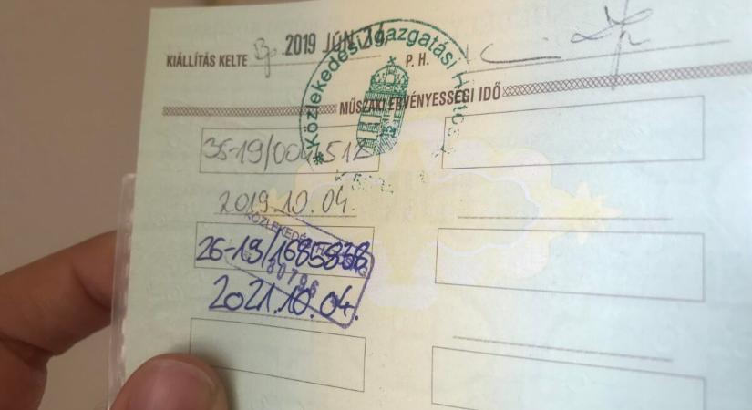 Nem támogatja Magyarország a 10 évesnél idősebb autók évenkénti műszakiztatását