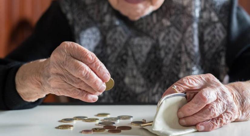 Évi 50 ezerrel több maradhat a zsebedben, ha nyugdíjas vagy - Kevesen élnek a lehetőséggel