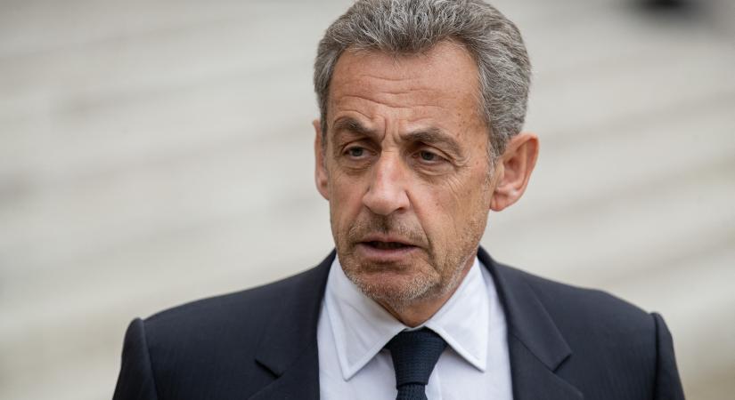 Súlyos ügy: megfosztották a Becsületrendjétől Nicolas Sarkozyt