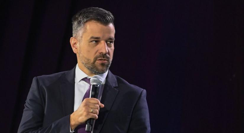 „Brüsszelben nem tűrik, hogy bárki kétségeket fogalmazzon meg, ha Ukrajnáról van szó!” – EP-képviselő a Mandinernek