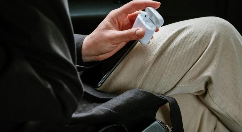 Nagy a balhé – Ismert újságírókat figyeltek meg egy kémszoftverrel – Újabb botrány Európában