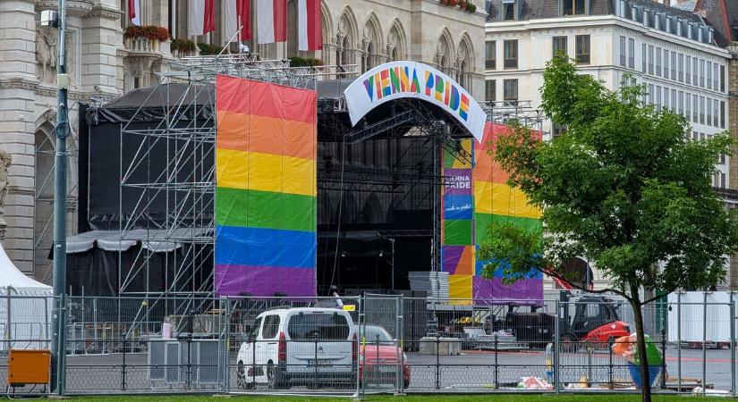 Botrányos, provokatív parádé volt idén is a bécsi Pride