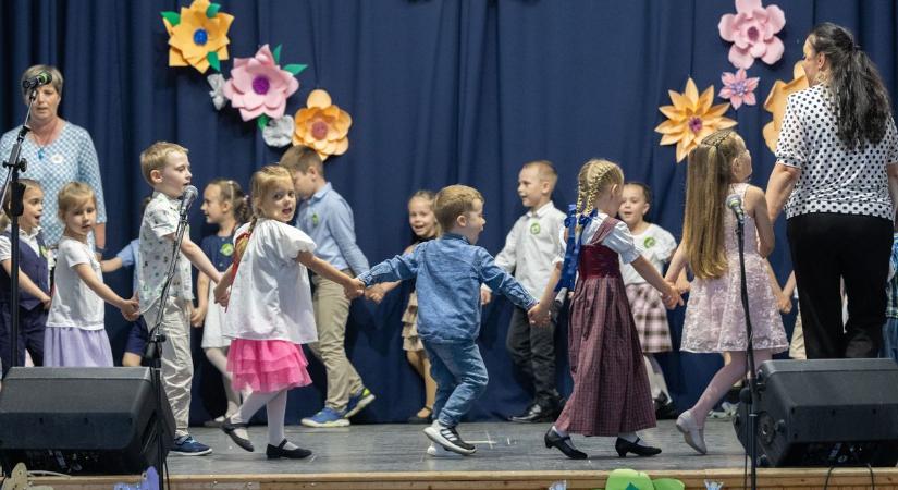 Ahol generációk cseperedtek – 60 éves a Fenyves Óvoda