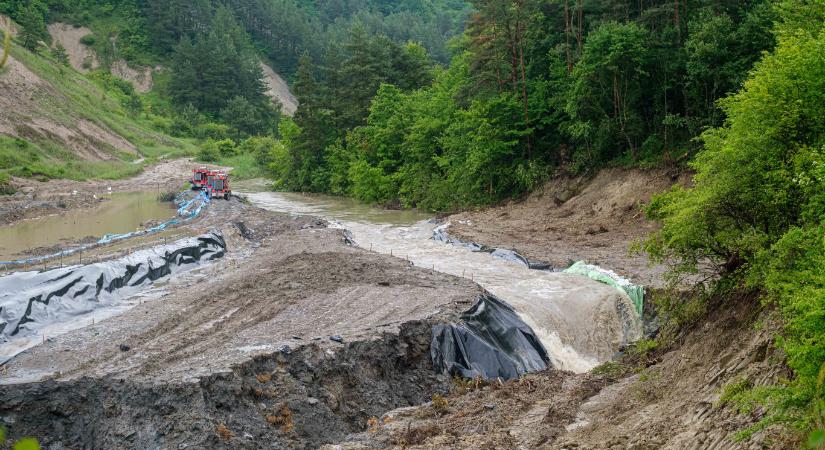 Már a Marosban is meghaladja a megengedett értéket a só koncentrációja, amit a parajdi bányából mosott ki a víz