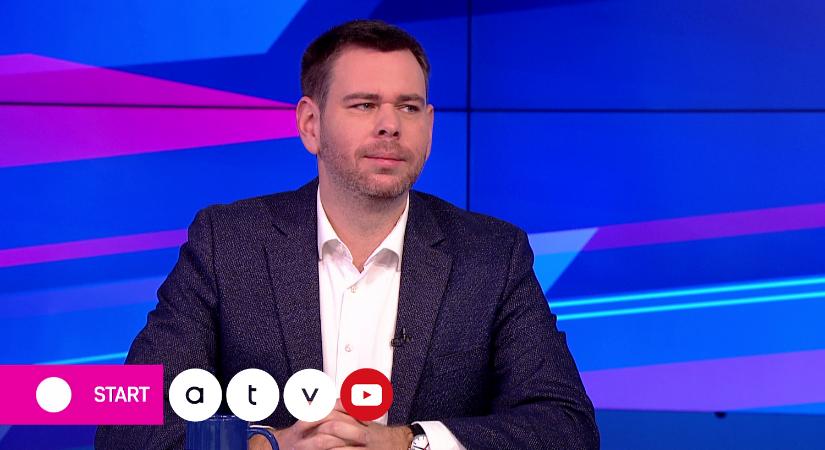 Most jött: Vitézy Dávid egyszerre üzent Karácsonynak, és Szentkirályinak