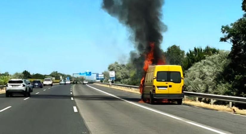 Feszült pillanatok: lángokban állt az M7-es, valahol mentőhelikopter szállt le – helyszíni fotók