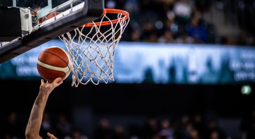 Felegyenesedett és ezüstéremmel zárt a Foody-BasketBaja