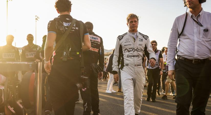 "Ha nem ütöttük volna meg a mércéjüket, akkor végünk lett volna" - Brad Pitt lenyűgözné az autósport szerelmeseit az érkező F1-filmmel