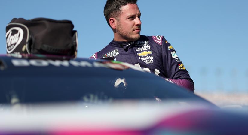 NASCAR: Szerdán még járni sem tudott, vasárnap negyedikként zárt Mexikóban Alex Bowman