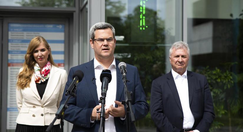 Egyre idősebb orvosok küzdenek az egyre idősödő páciensek bajaival Magyarországon