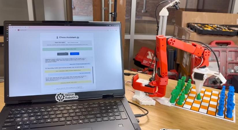 Olcsó mobil áráért MI-vezérelt robotkart vehet: 30 perc alatt betanítható