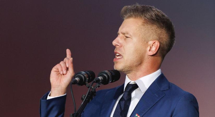Elhasalt Magyar Péter előfizetéses rendszerváltó programja