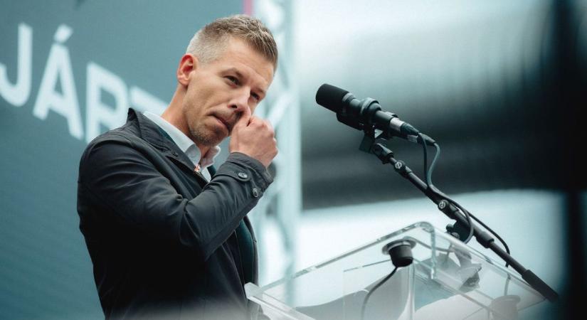 Csúfos bukás: Magyar Péter előfizetéses forradalma padlóra került