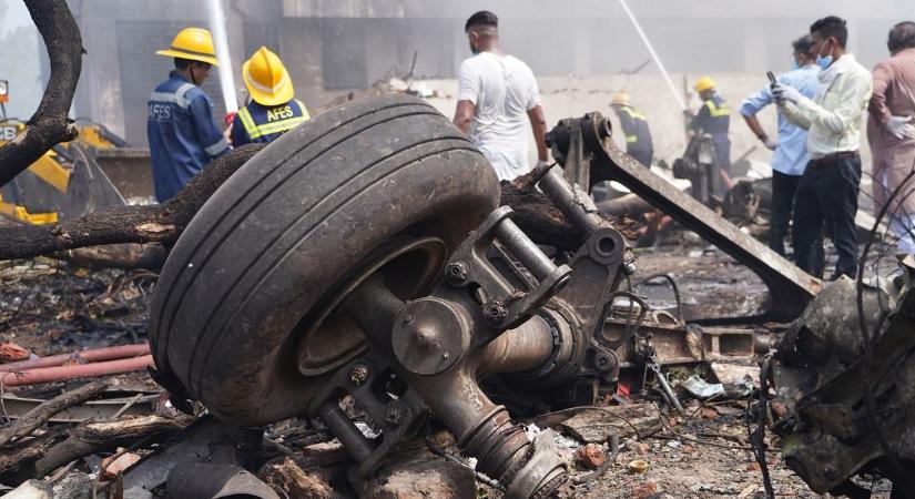 Előkerült a lezuhant Air India gép második feketedoboza is