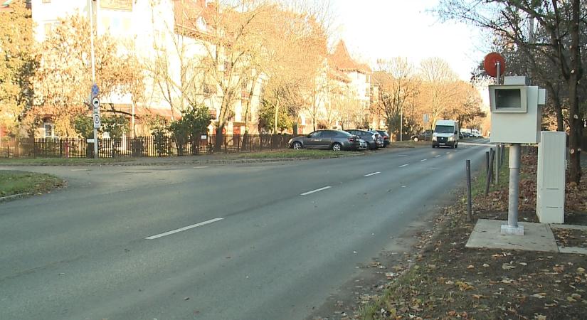 Jelentősen csökkent a gyorshajtások száma ezen a debreceni útszakaszon