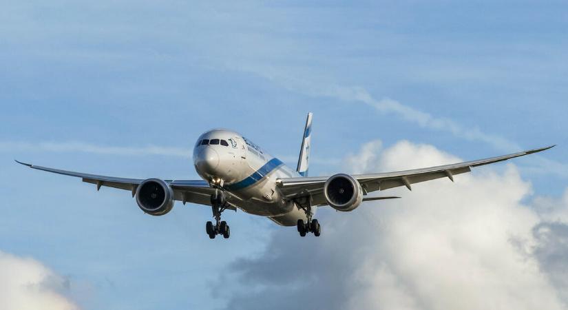 Bajban a Boeing, de a távoli jövőt még optimistán látják