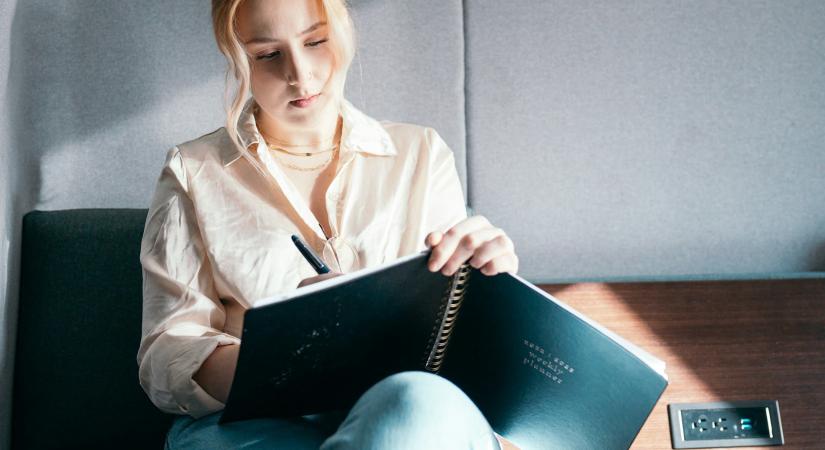 „Nem tudott görgetni az egérrel” – Amikor a kollégád elképesztően inkompetens