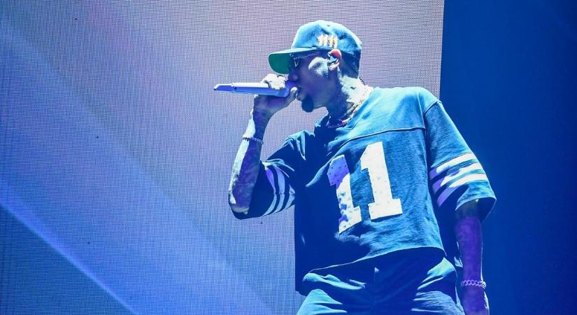„Kösz, hogy eljöttetek, és kösz a börtönnek, nagyon szép volt!” – kezdte turnéját Chris Brown