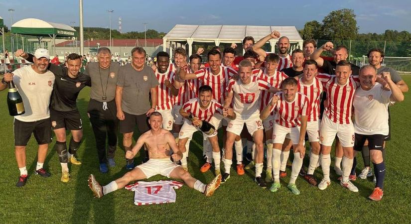 Kettős sikerrel jutott fel az NB III-ba a Dunaújváros FC
