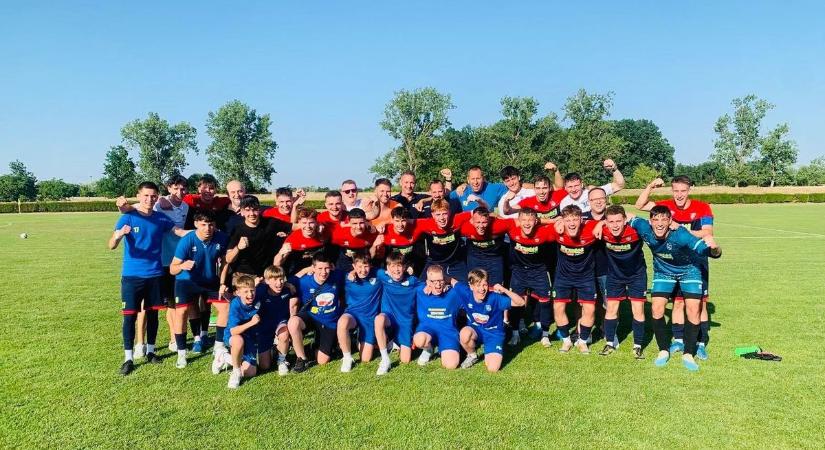 Kiharcolta a feljutást a Perutz FC