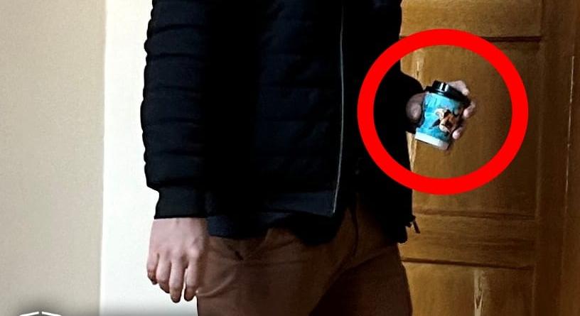 Börtönbüntetést kapott Portik Tamás fia, mert kávéval leöntött egy bírót