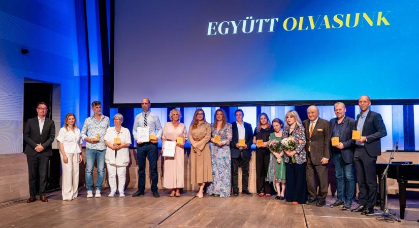 Átadták a Libri irodalmi díjakat – az olvasó elismerése a legértékesebb