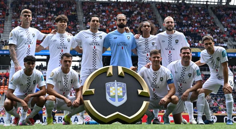 Tízet rúgott nekik a Bayern München – raktáros, mérnök és ingatlanos is van a csapatban