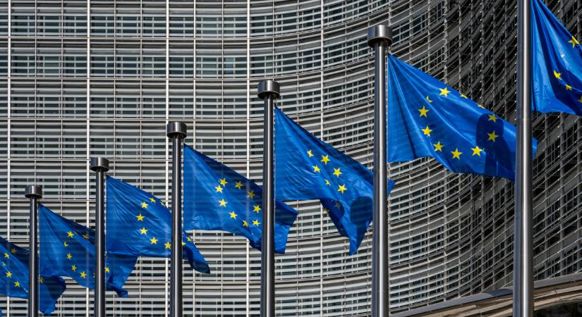 Új adók bevezetésére készülnek Brüsszelben: az EU-pénzekre is ráteszik a kezüket