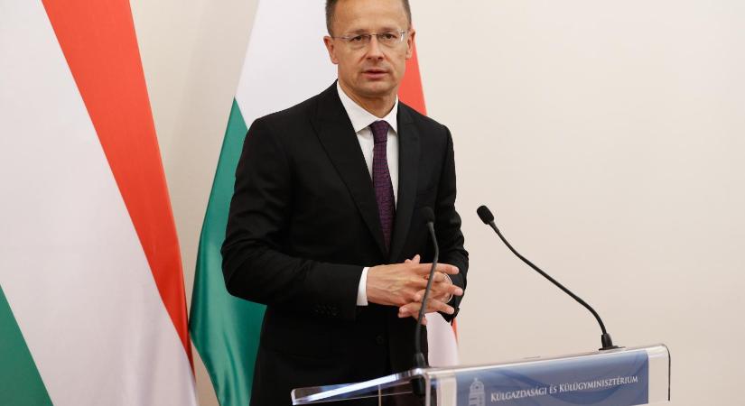 Szijjártó Péter: Több evakuációs művelet is zajlik a Közel-Keleten