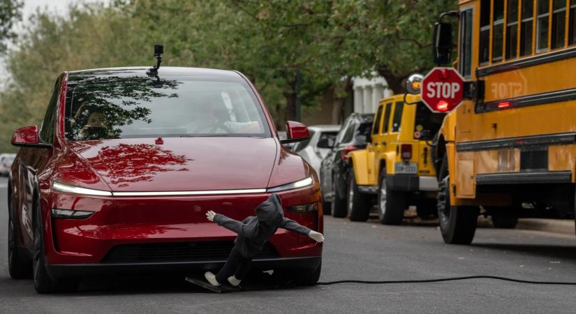 A Tesla csúnyán elbukott az önvezető tesztek során