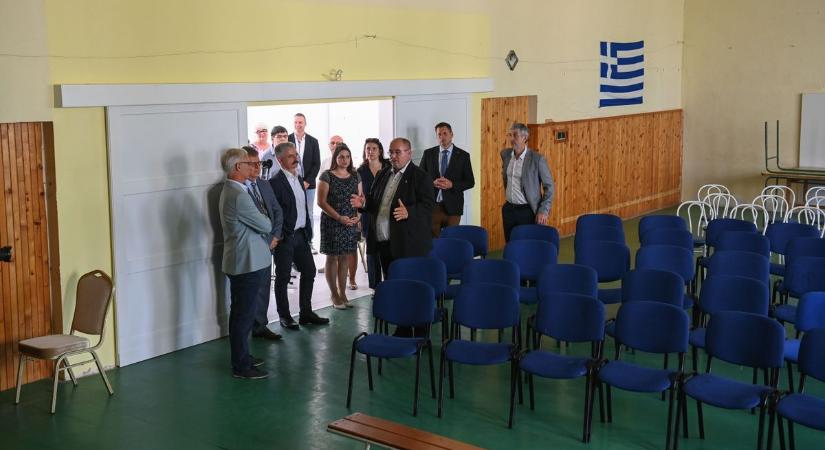 A jövőben is további fejlesztések várhatók ezen a vármegyei településen