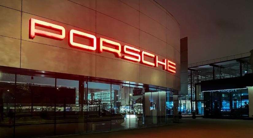 Közölte a Porsche, hogy miért nem vonult ki Oroszországból