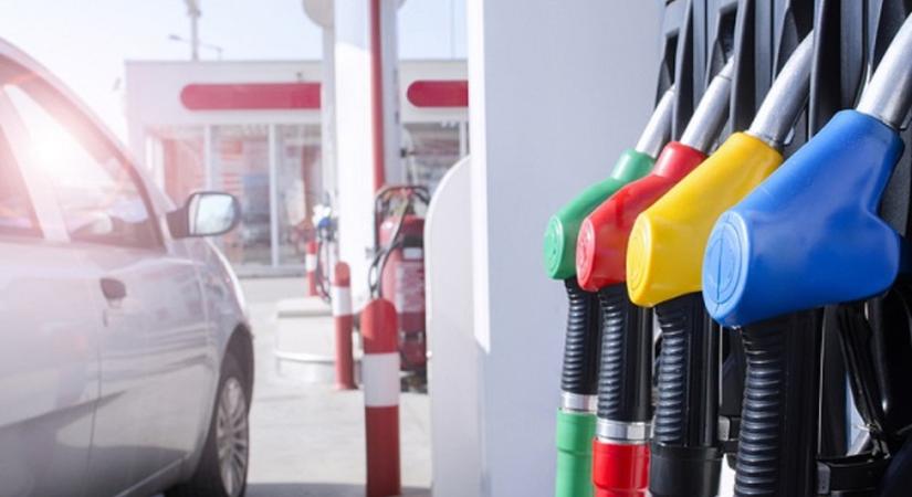 Ukrajnában egy hrivnyával emelkedett a benzin ára a világpiaci olajárak emelkedése után