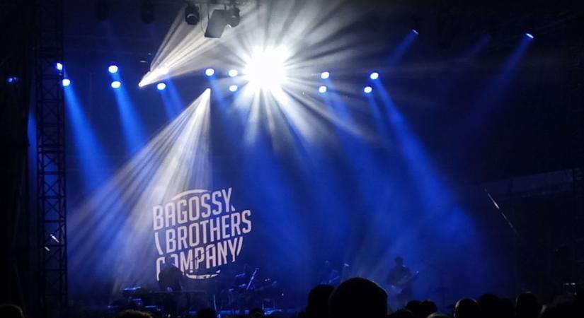 Százezres koncert után jön Fehérvárra a Bagossy