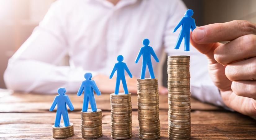 Nemzetgazdasági Minisztérium - a kormány segíti a bérek emelését
