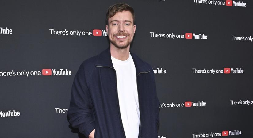 14 napig nem evett, csak ivott a világ legnépszerűbb youtubere – De tényleg hatékony a koplalás? A szakértő válaszol