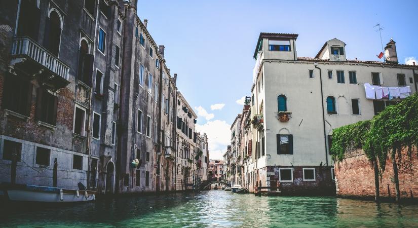Velence már-már titkosszolgálati szinten figyeli a turistákat