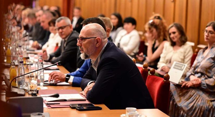 Kelemen Hunor: nincs, aki vállalná a miniszterelnöki tisztséget