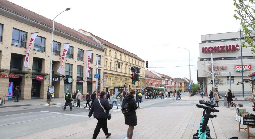Egyik a másik után: Tömegesen zárnak be az üzletek, éttermek Baranyában  mi történik?