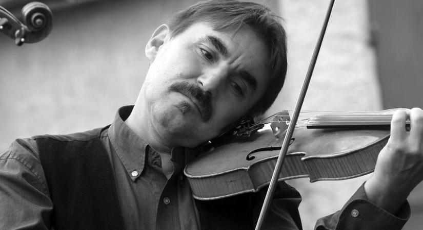 65 éve született Ökrös Csaba világhírű prímás, népzenész