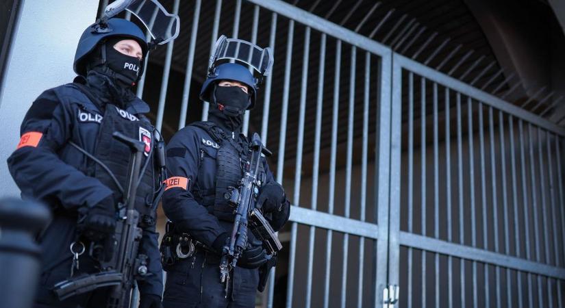 Megkéseltek egy ukrán férfit Berlinben