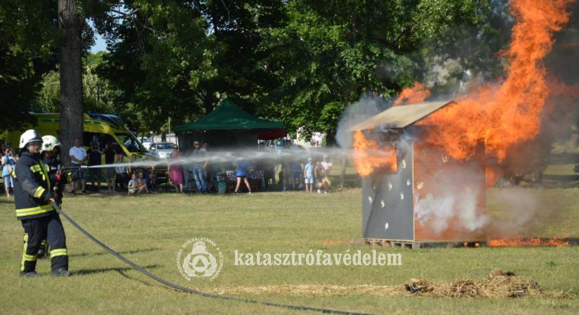 Térségünk lánglovagjai is részt vettek a vármegyei tűzoltóversenyen