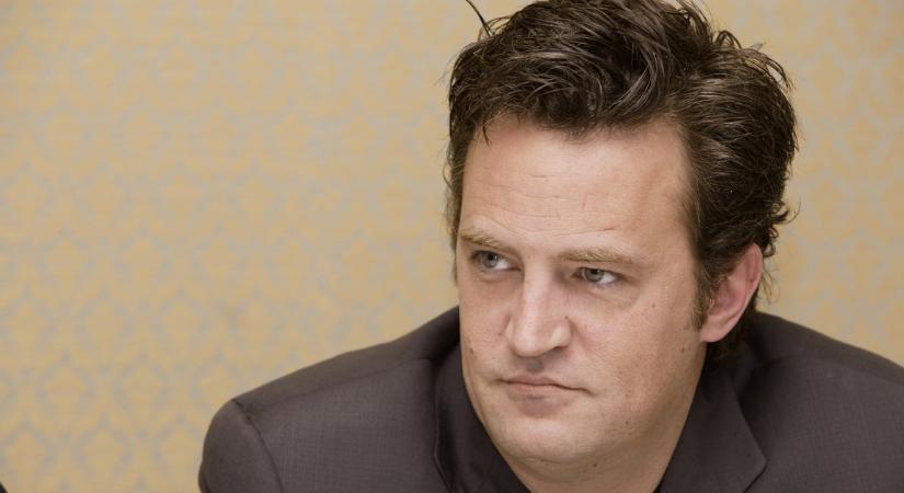 Bűnösnek vallotta magát egy orvos Matthew Perry halálának ügyében, 40 év börtönt is kaphat