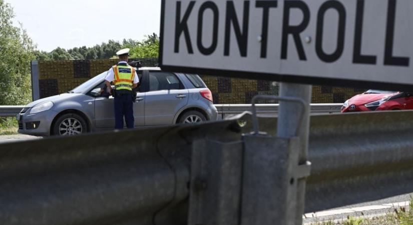 Egész héten kiemelt razziát tart az utakon a rendőrség