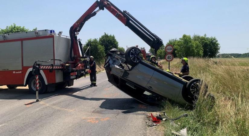 Egy beteg miatt a mentők kérték a tűzoltók segítségét